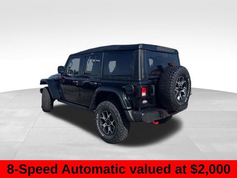 Used 2022 Jeep Wrangler Unlimited Rubicon w/ Cold Weather Group AWD/4WD image 3