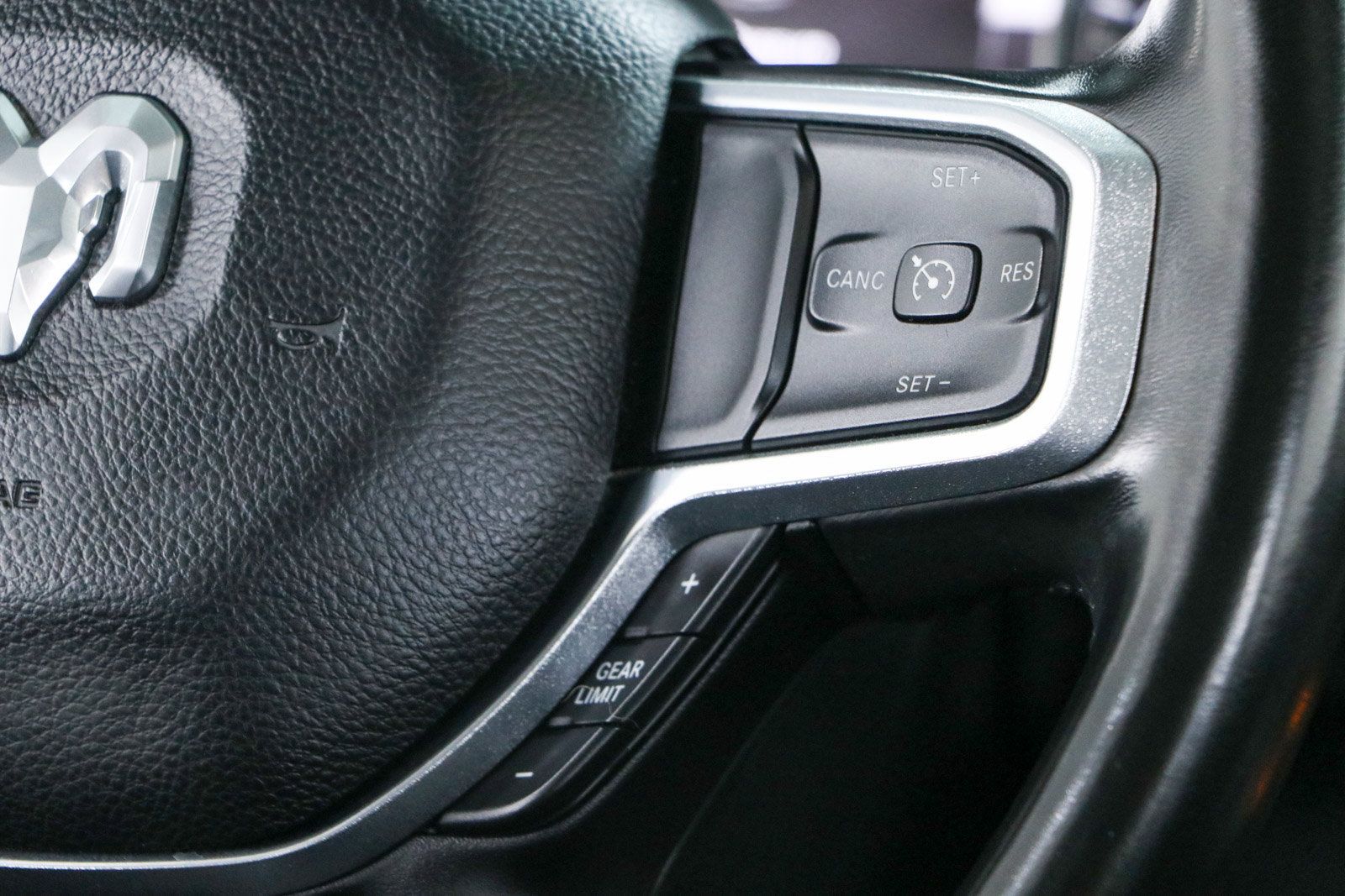 Used 2022 RAM 1500 Laramie w/ Laramie Southwest Edition AWD/4WD image 15