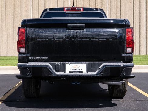 New 2026 Chevrolet Colorado W/T image 6