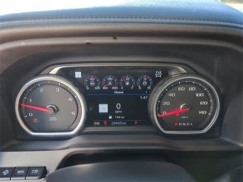 Used 2022 Chevrolet Silverado 2500 High Country w/ Z71 Off-Road Package image 11