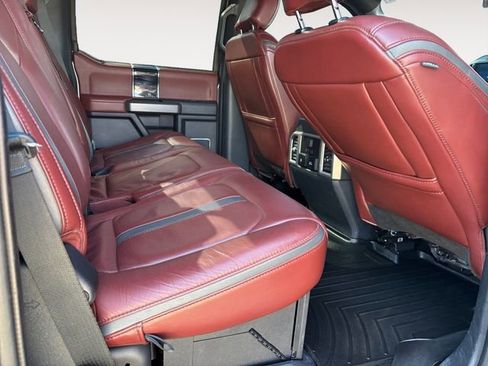 Used 2022 Ford F250 Platinum image 13