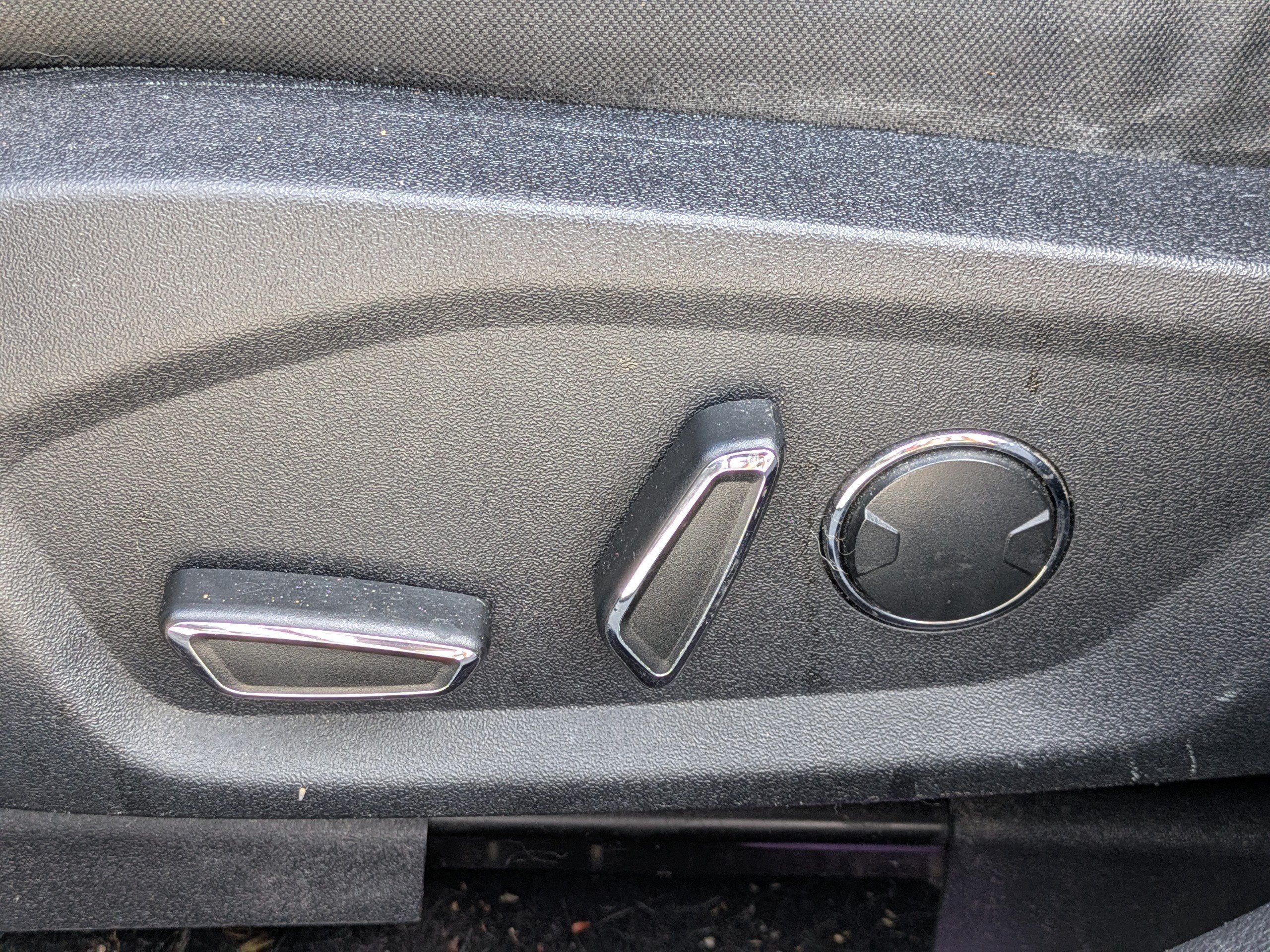 Used 2017 Ford Fusion SE FWD image 18