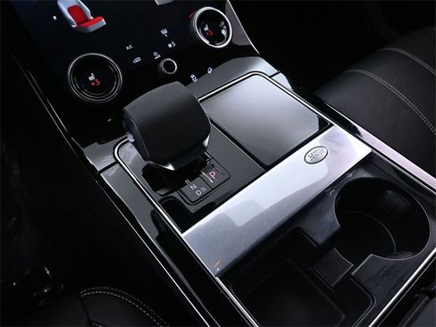 Used 2022 Land Rover Range Rover Velar R-Dynamic S image 40