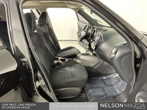 Used 2015 Nissan Juke SV w/ Technology Package image 15