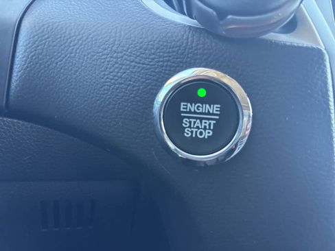 Used 2022 Ford Edge SEL w/ Convenience Package image 21