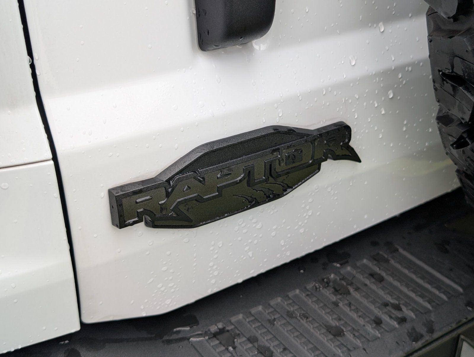 Used 2025 Ford Bronco Raptor w/ Interior Carbon Fiber Pack AWD/4WD image 9
