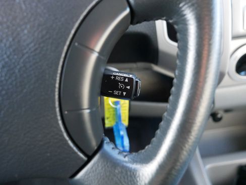 Used 2006 Toyota Tacoma PreRunner image 27