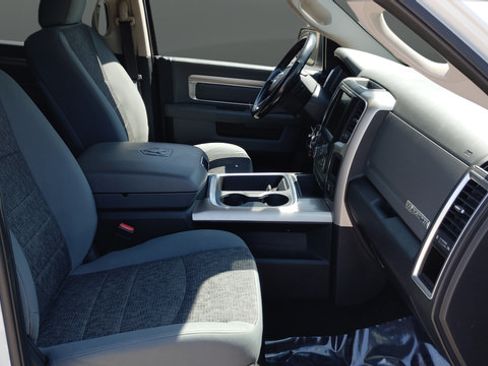 Used 2017 RAM 1500 Big Horn AWD/4WD image 24