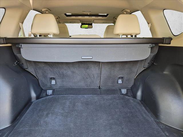 Used 2016 Honda CR-V Touring image 6