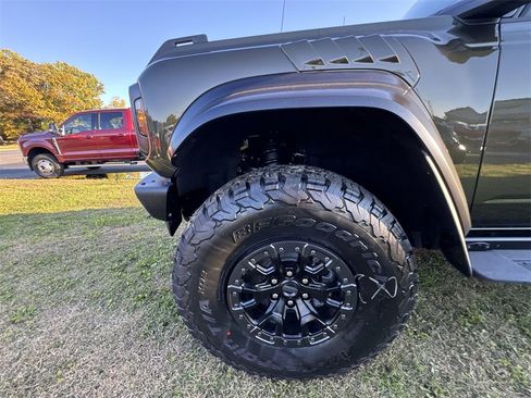 New 2025 Ford Bronco Raptor image 10
