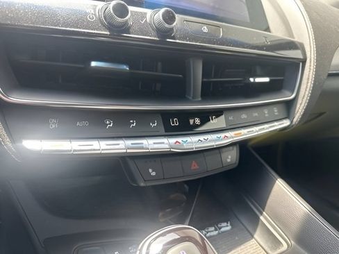 Used 2021 Cadillac CT5 Luxury w/ Sun And Sound Package AWD/4WD image 23