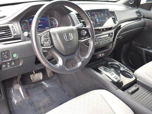 Used 2021 Honda Passport Touring image 3