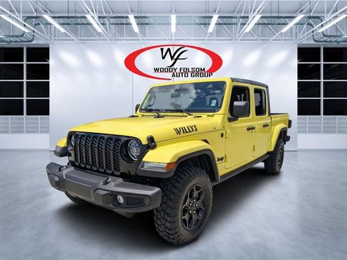 Used 2023 Jeep Gladiator Sport AWD/4WD image 7