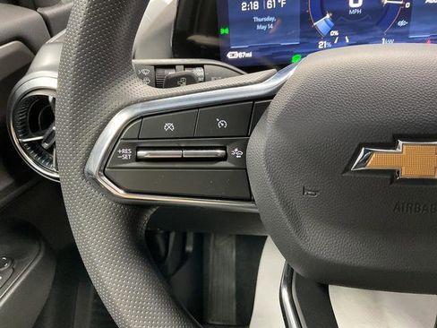 New 2026 Chevrolet Equinox EV LT FWD image 17