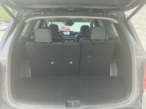 Certified 2024 Hyundai Palisade Limited FWD image 26