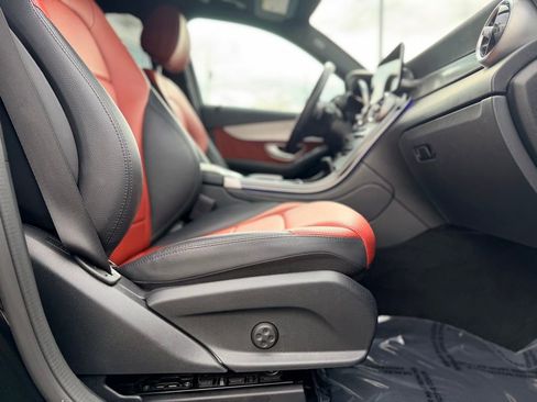 Used 2022 Mercedes-Benz GLC 300 4MATIC image 22