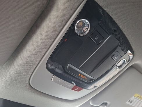 Used 2022 Kia Seltos S image 32