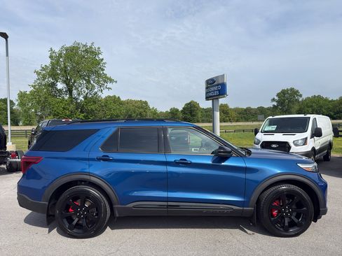 Used 2020 Ford Explorer ST w/ ST Street Pack AWD/4WD image 4