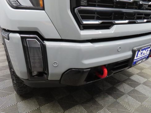 Used 2024 GMC Sierra 2500 AT4 w/ AT4 Premium Plus Package image 61