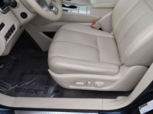 Used 2016 Nissan Murano Platinum w/ Platinum Technology Package AWD/4WD image 28