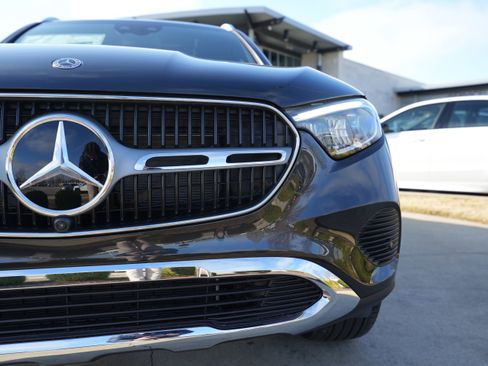 New 2026 Mercedes-Benz GLC 300 4MATIC image 11