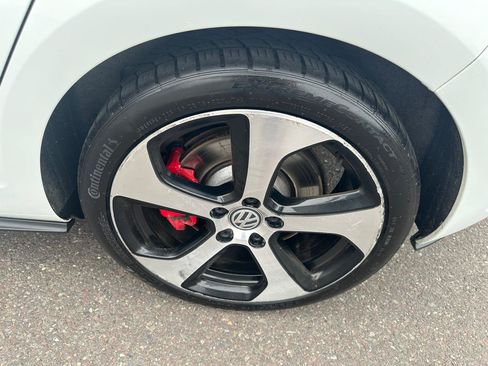 Used 2017 Volkswagen GTI Autobahn FWD image 36