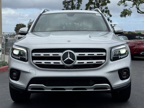 Used 2021 Mercedes-Benz GLB 250 image 3