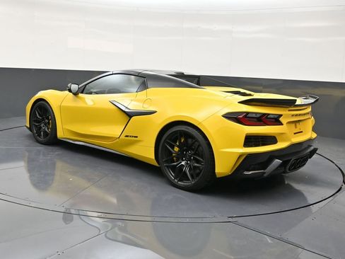 Used 2026 Chevrolet Corvette Z06 image 3