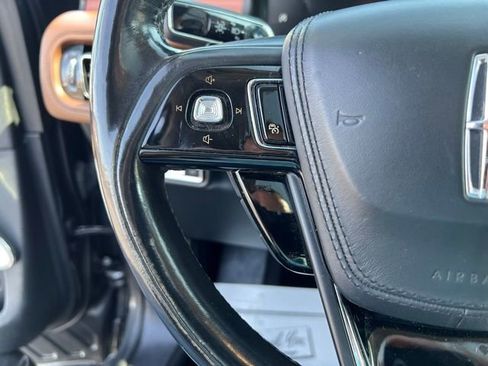 Used 2020 Lincoln Aviator Reserve w/ Equipment Group 201A image 30