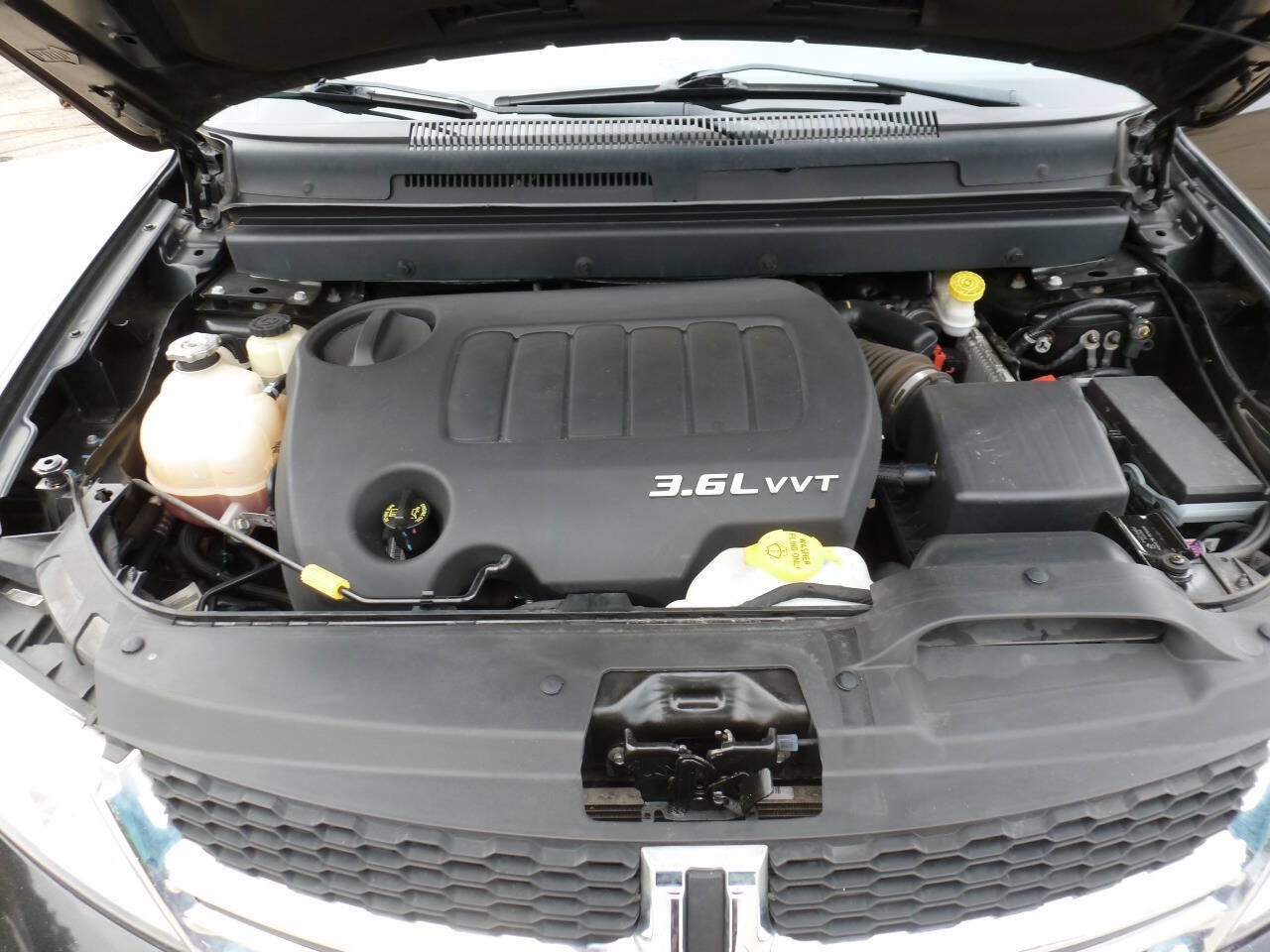 Used 2015 Dodge Journey SXT w/ Flexible Seating Group AWD/4WD image 19