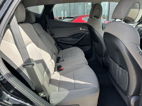 Used 2017 Hyundai Santa Fe Sport image 24