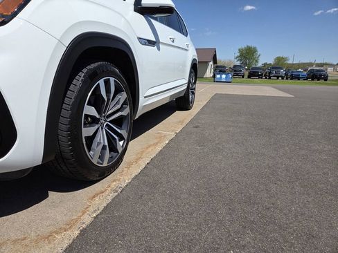 Used 2021 Volkswagen Atlas SEL R-Line AWD/4WD image 8