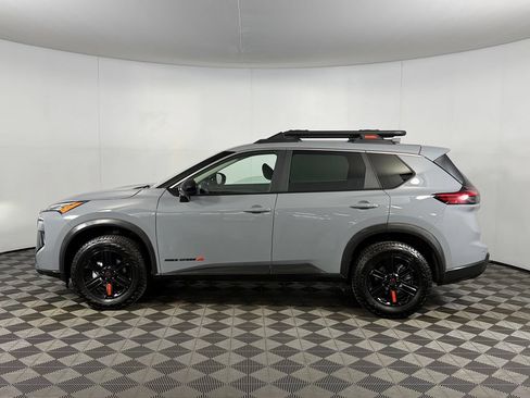 Used 2026 Nissan Rogue SV AWD/4WD image 9