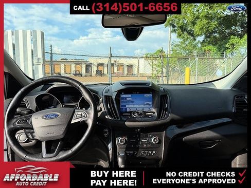Used 2018 Ford Escape Titanium FWD image 12