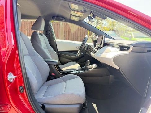 Used 2021 Toyota Corolla SE w/ Carpet Mat Package (TMS) FWD image 28