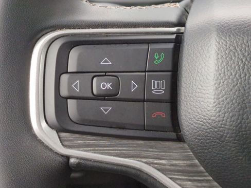 Used 2024 Jeep Wagoneer Series II w/ Flexible Seating Group RWD image 23