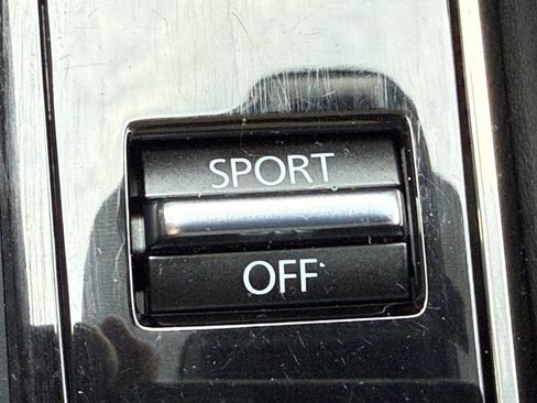 Used 2023 MAZDA MAZDA3 s image 29