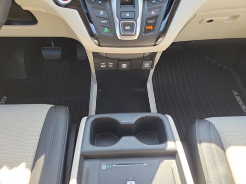 New 2026 Honda Odyssey Elite image 16