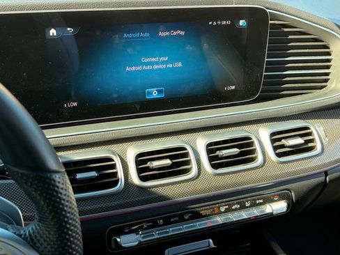 Used 2022 Mercedes-Benz GLS 450 4MATIC image 18