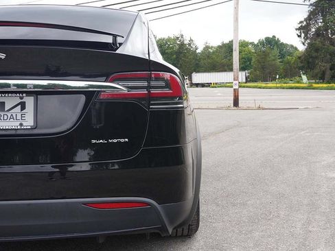 Used 2021 Tesla Model X Long Range AWD/4WD image 17