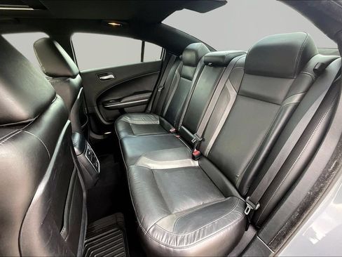 Used 2021 Dodge Charger SXT w/ Leather Interior Group RWD image 26