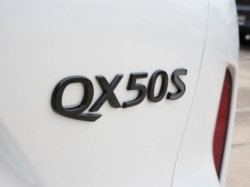Certified 2025 INFINITI QX50 Sport image 20