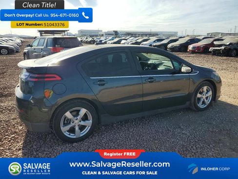 Used 2015 Chevrolet Volt Premium w/ Premium Trim Package FWD image 4
