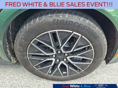 Used 2025 Ford Mustang Mach-E Premium w/ Interior Protection Package AWD/4WD image 9