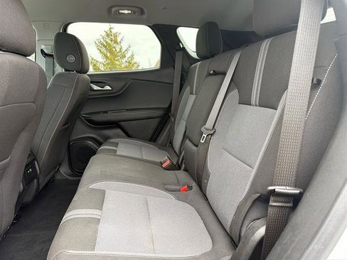 Used 2023 Chevrolet Blazer LT image 22