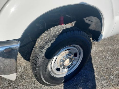 Used 2013 Ford F250 XL w/ PWR Equipment Group image 23