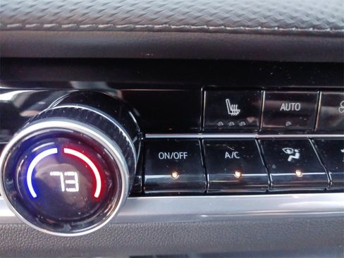 New 2026 Chevrolet Equinox LT image 24