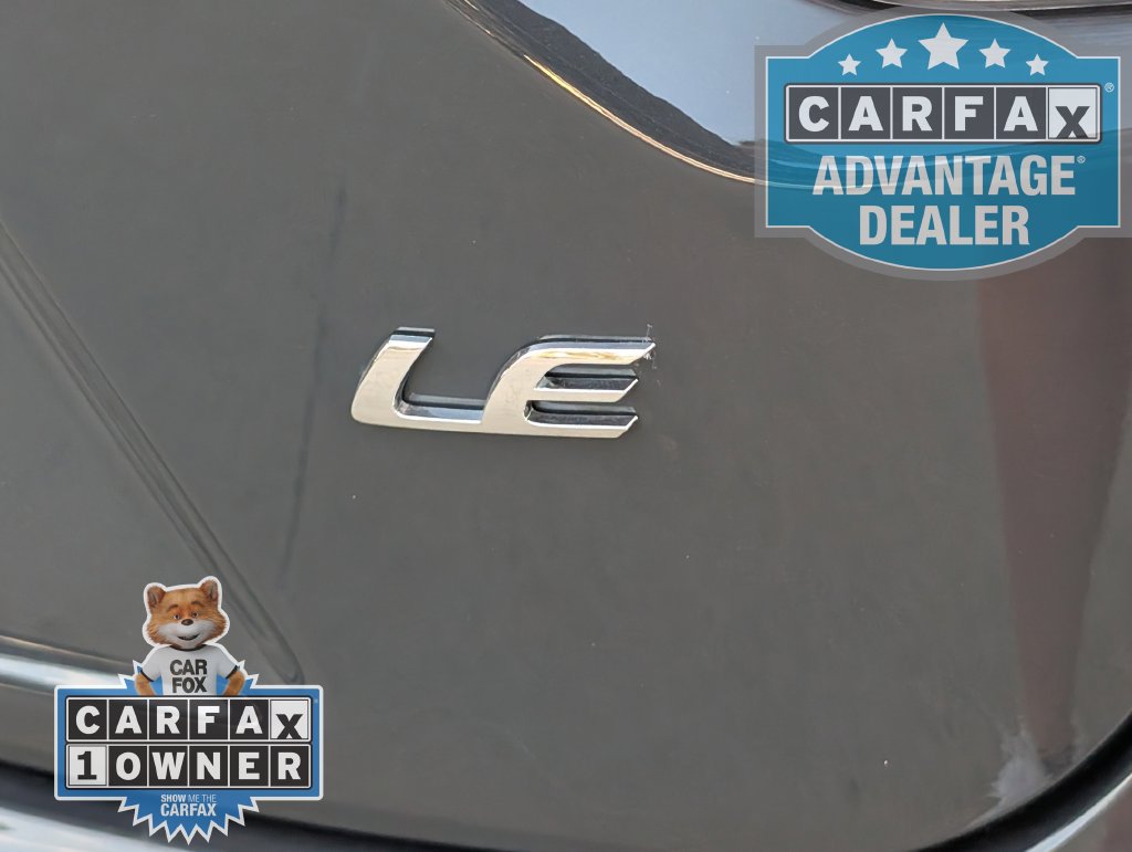 Used 2025 Toyota Corolla LE FWD image 30