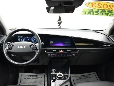 Used 2023 Kia Niro Wind w/ Wind Preserve Package image 19