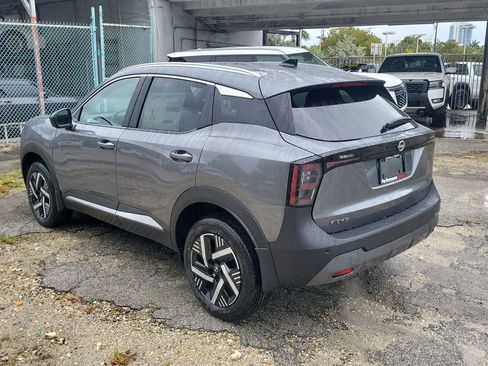 New 2026 Nissan Kicks SV image 5